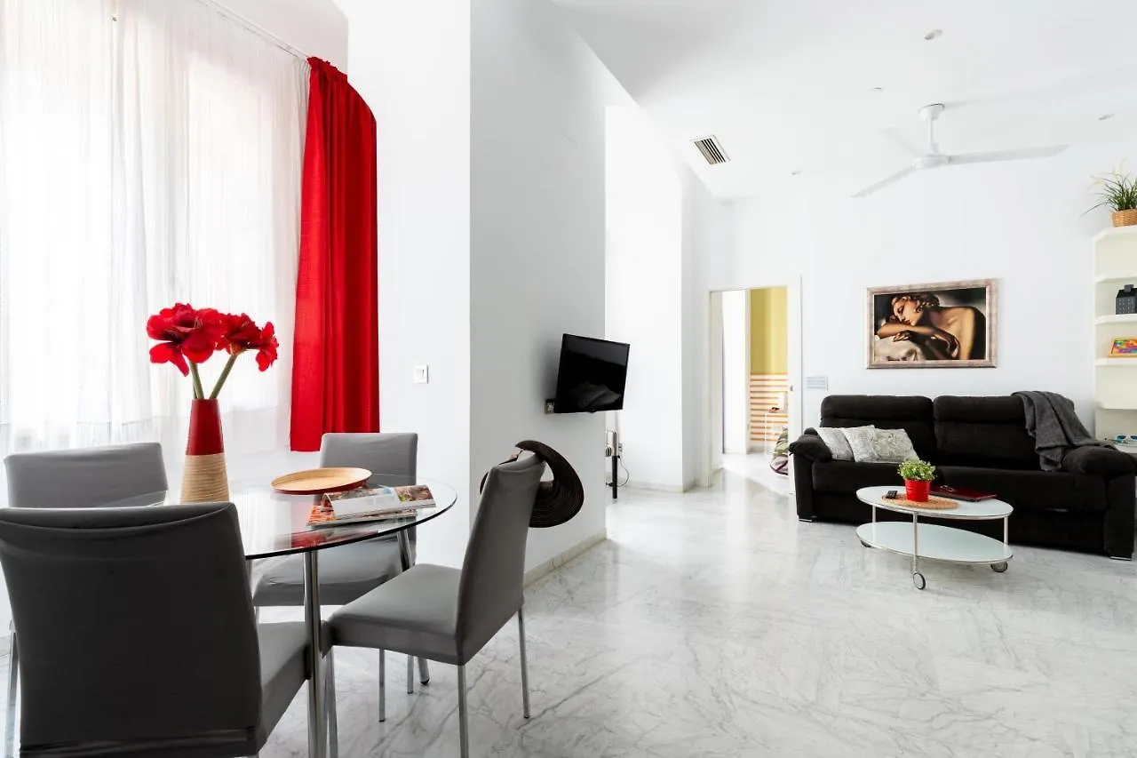Sevilla Central Suites Apartamentos Puerta Jerez شقة