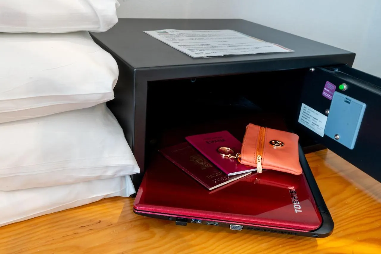 شقة Sevilla Central Suites Apartamentos Puerta Jerez
