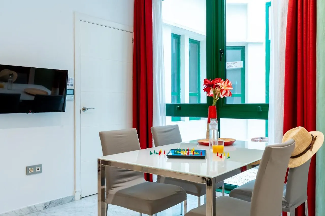 Sevilla Central Suites Apartamentos Puerta Jerez Seville